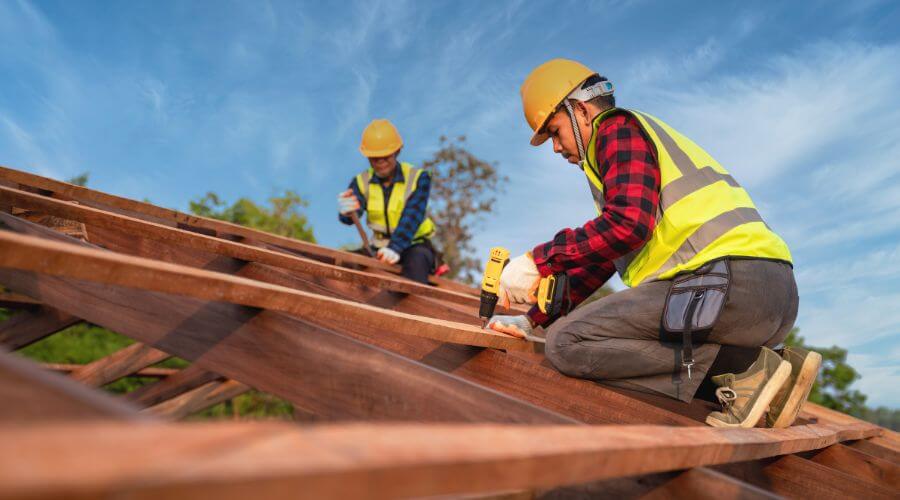 Professional Flat Roofing Installation services in Sauk City, WI